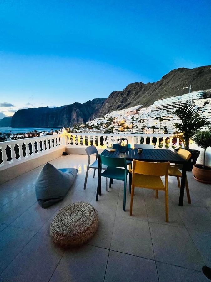Апартаменты Luxury Penthouse With Breathtaking Views And Huge Private Terraces Пуэрто-де-Сантьяго Экстерьер фото