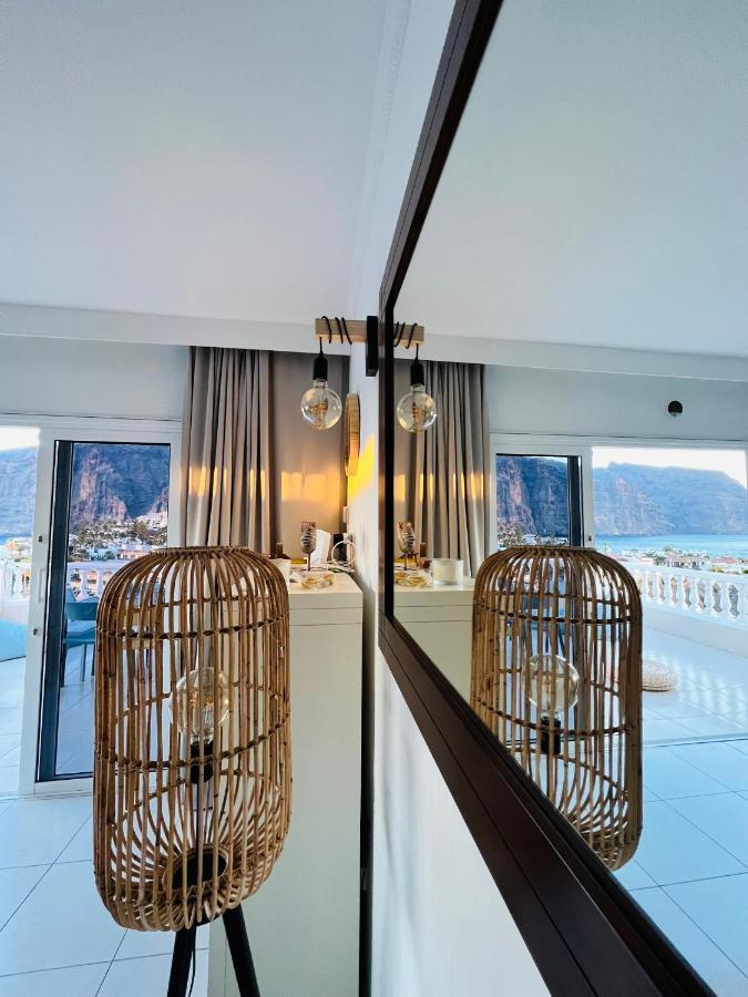 Апартаменты Luxury Penthouse With Breathtaking Views And Huge Private Terraces Пуэрто-де-Сантьяго Экстерьер фото